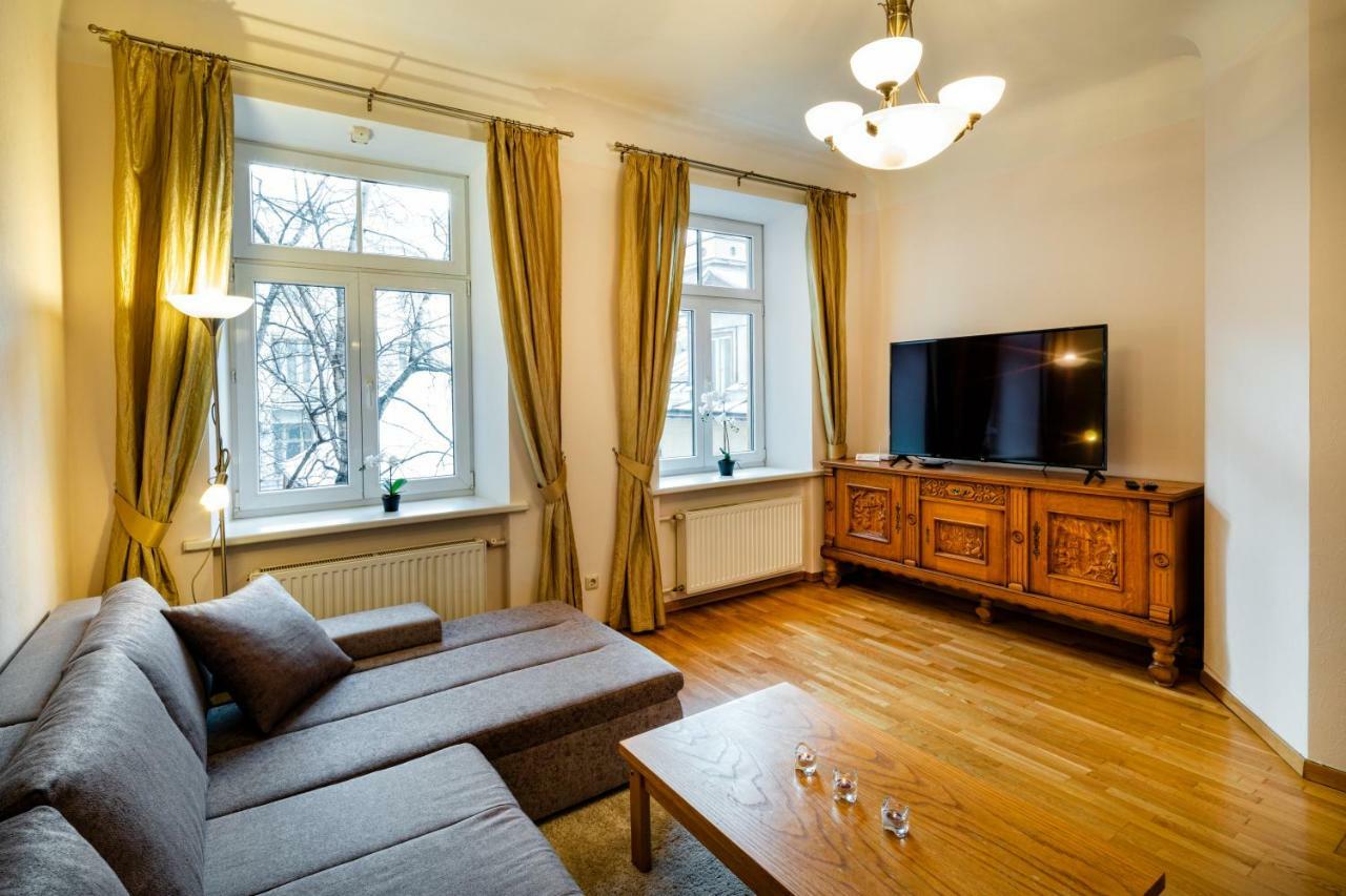 Dzirnavu Street Apartment In City Center ريغا المظهر الخارجي الصورة