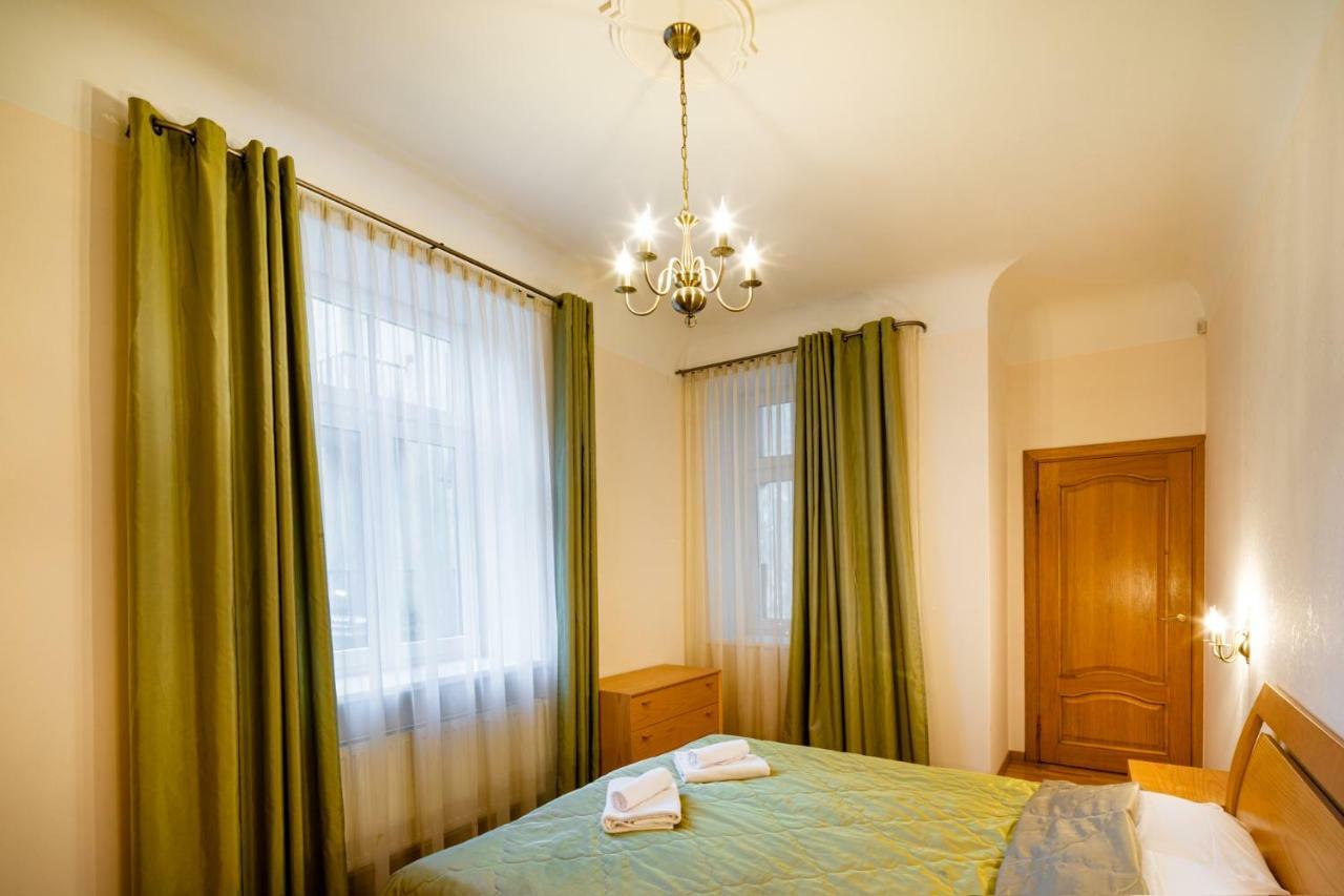 Dzirnavu Street Apartment In City Center ريغا المظهر الخارجي الصورة