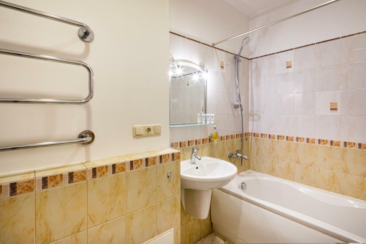 Dzirnavu Street Apartment In City Center ريغا المظهر الخارجي الصورة